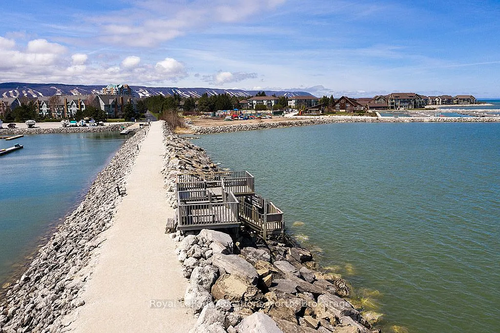 Ruperts Landing — Photo 3