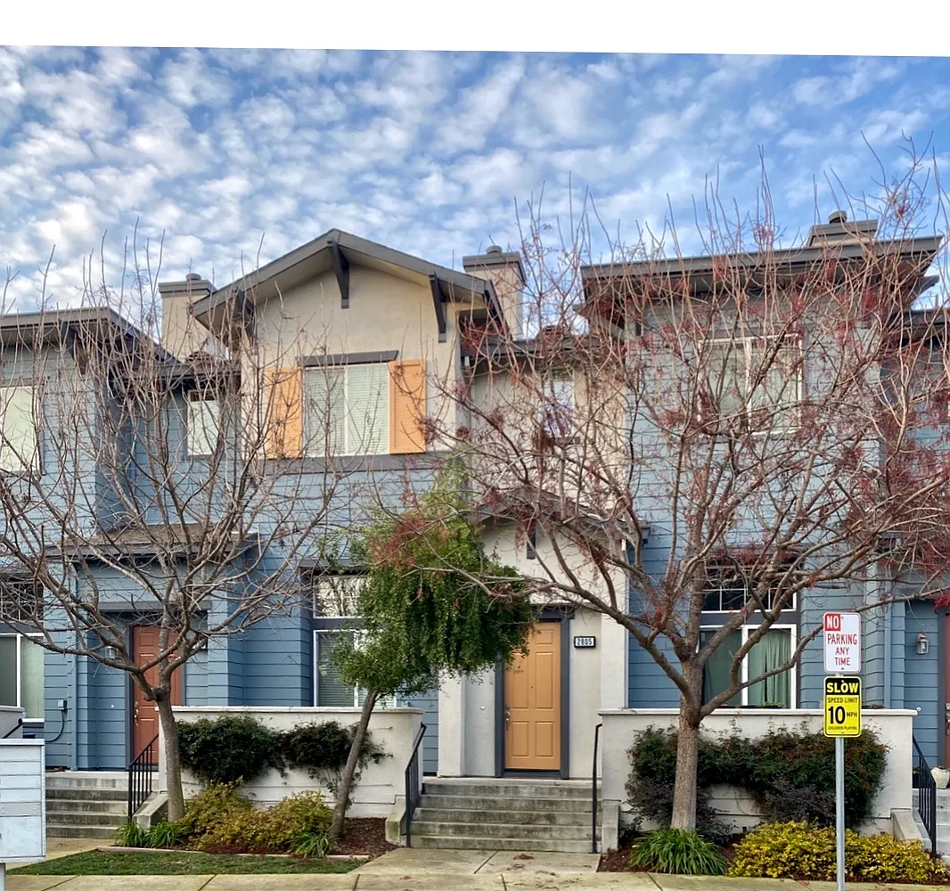 2805 Jefferson Ln photo 1