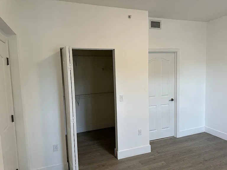 275 Murcia Dr #208 — Photo 34