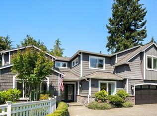 416 SW 174th St, Seattle, WA 98166