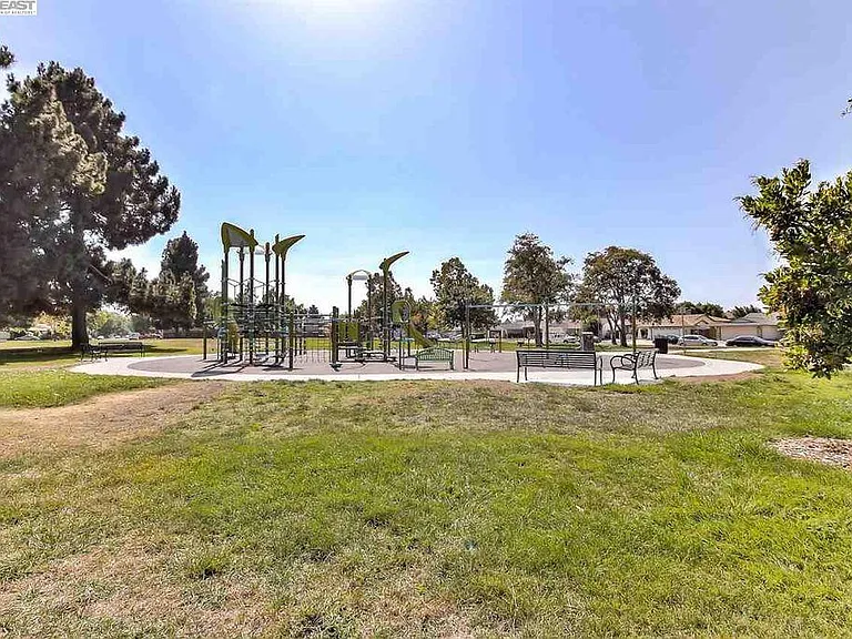 4161 Trinidad Ter — Photo 13