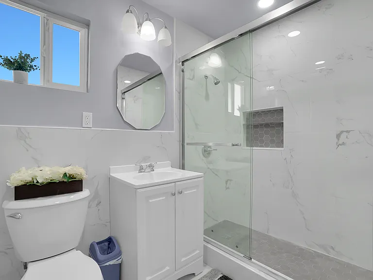 2132 Brawley St — Photo 7