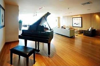 3rd image of 900 Biscayne Blvd APT 3304