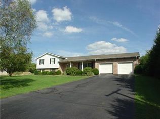84 Gardner Ave, Uniontown, PA 15401
