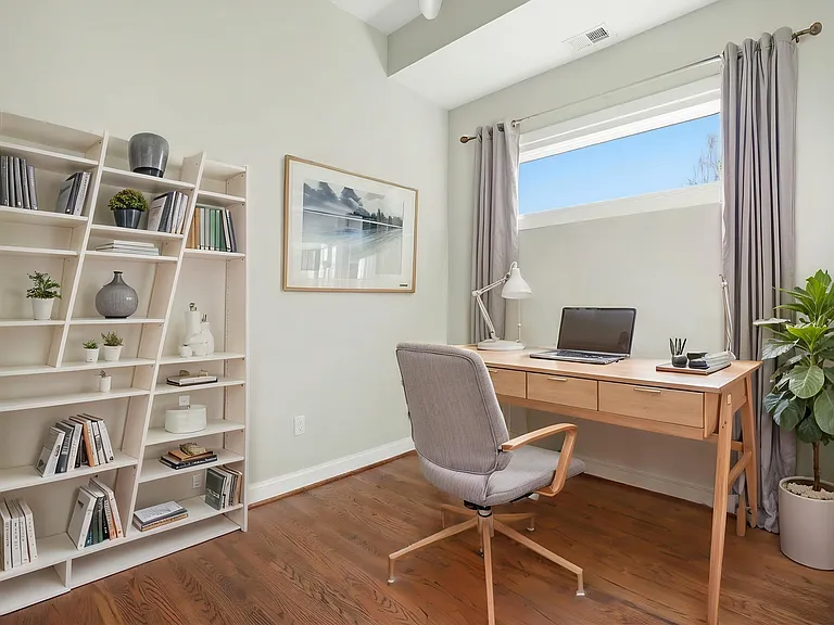 3222 Warder St NW #5 — Photo 14