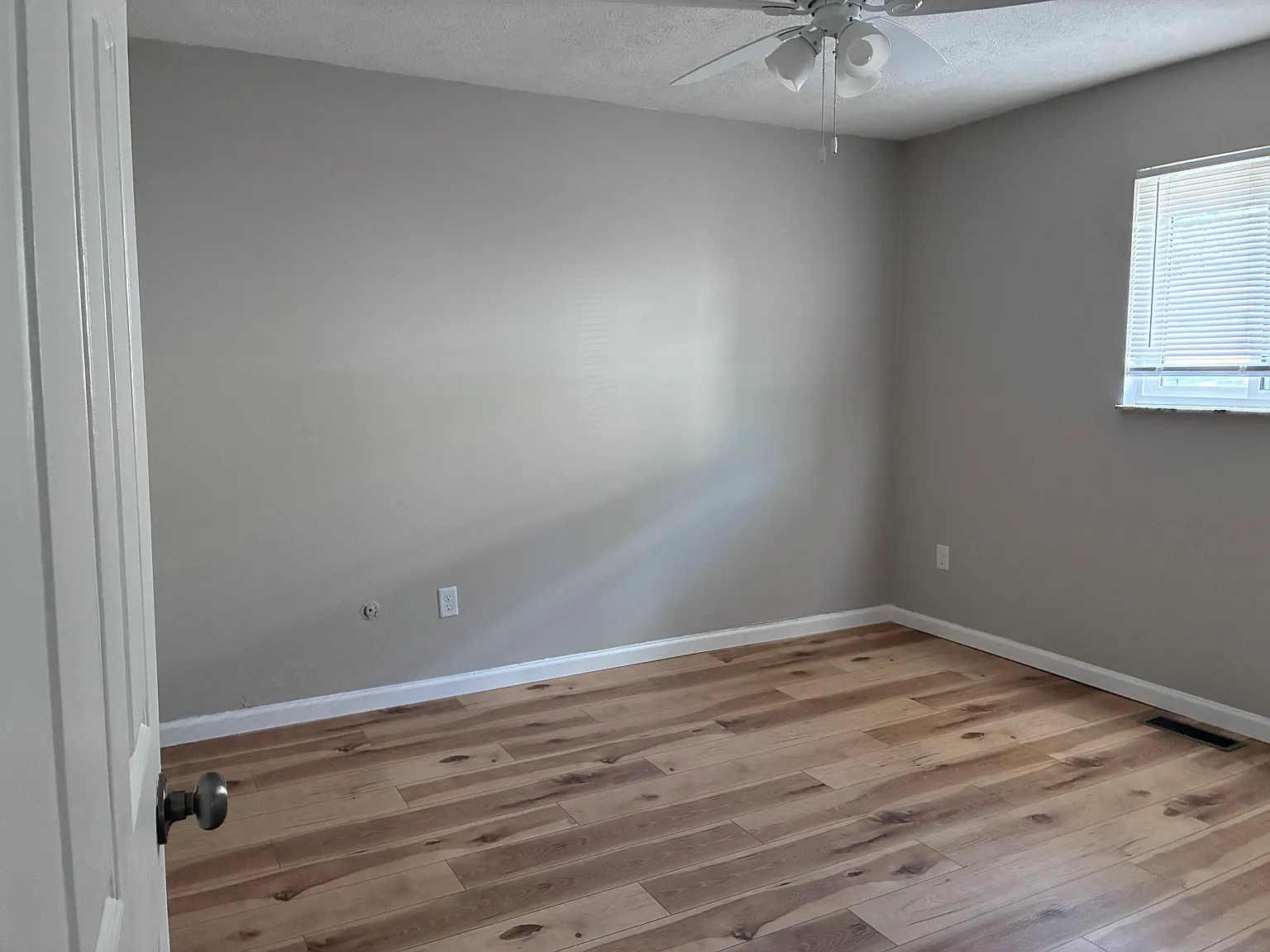 2 bed, $1,650 — Photo 3