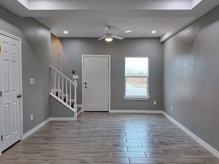 416 J R Rodriguez Cir — Photo 5