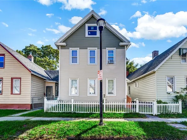 22 Princeton St, Rochester, NY 14605