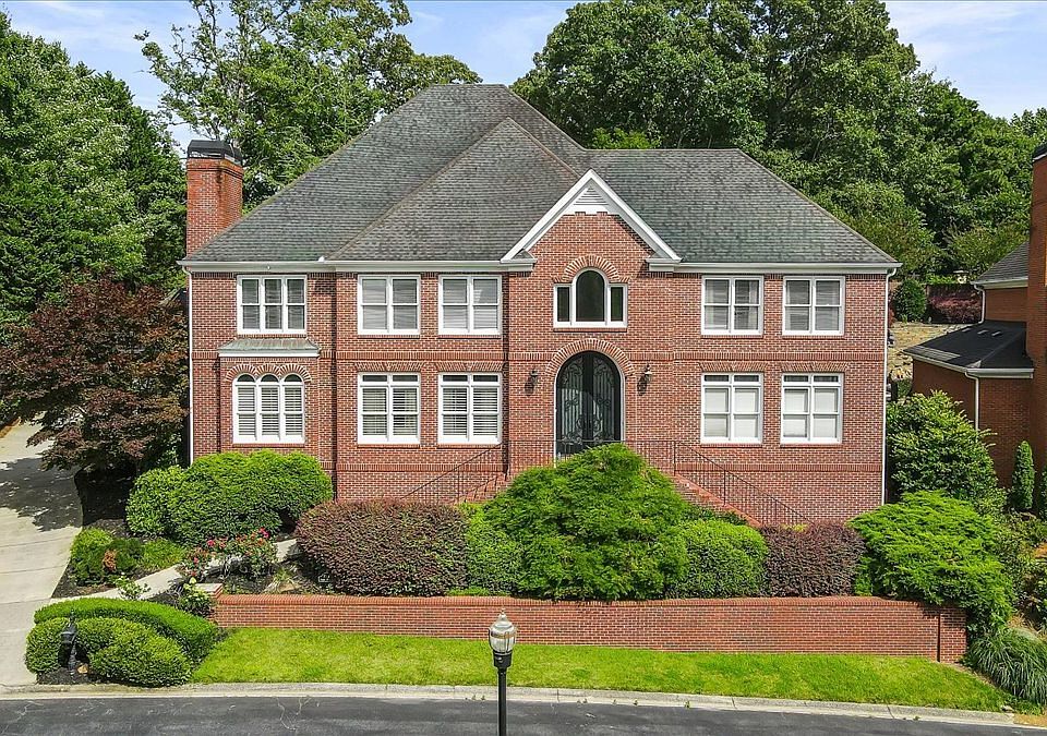 1st image of 2306 Garden Park Dr SE