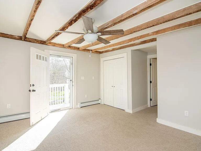 454 Hickory Hill Rd — Photo 1