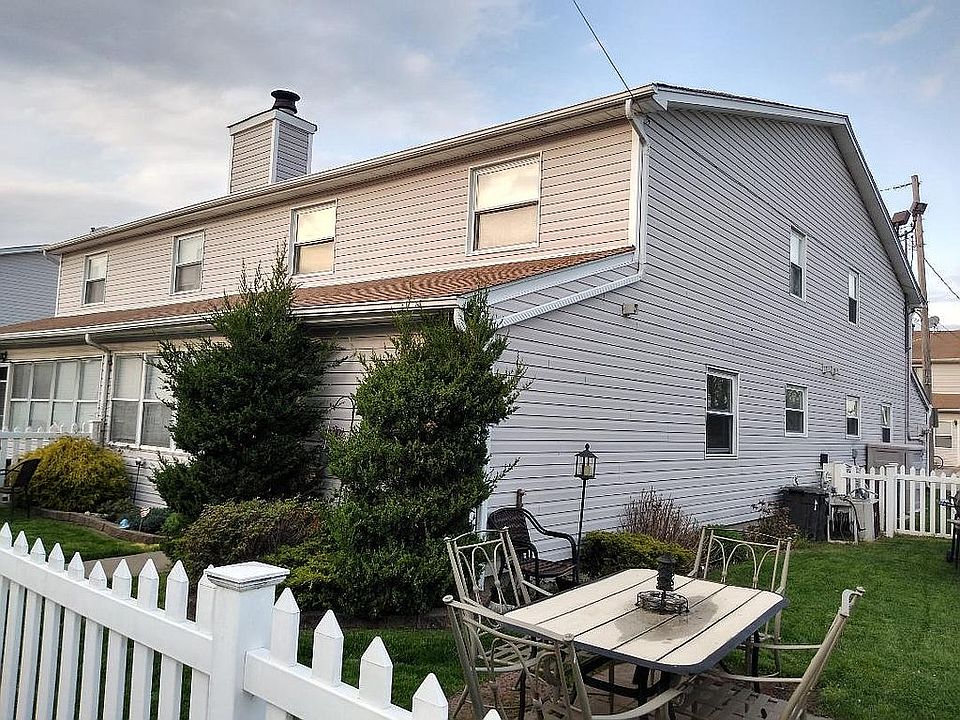1st image of 36A Anita St