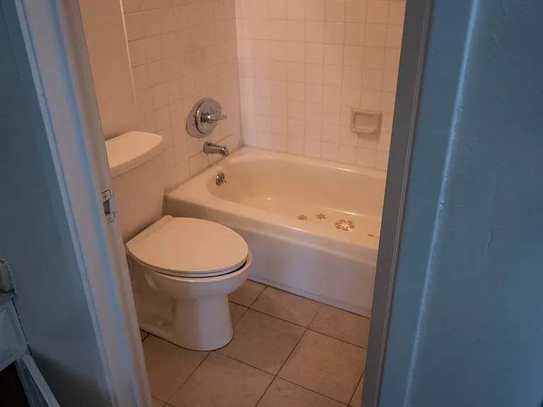 750 S Royal Crest Cir #323 — Photo 15