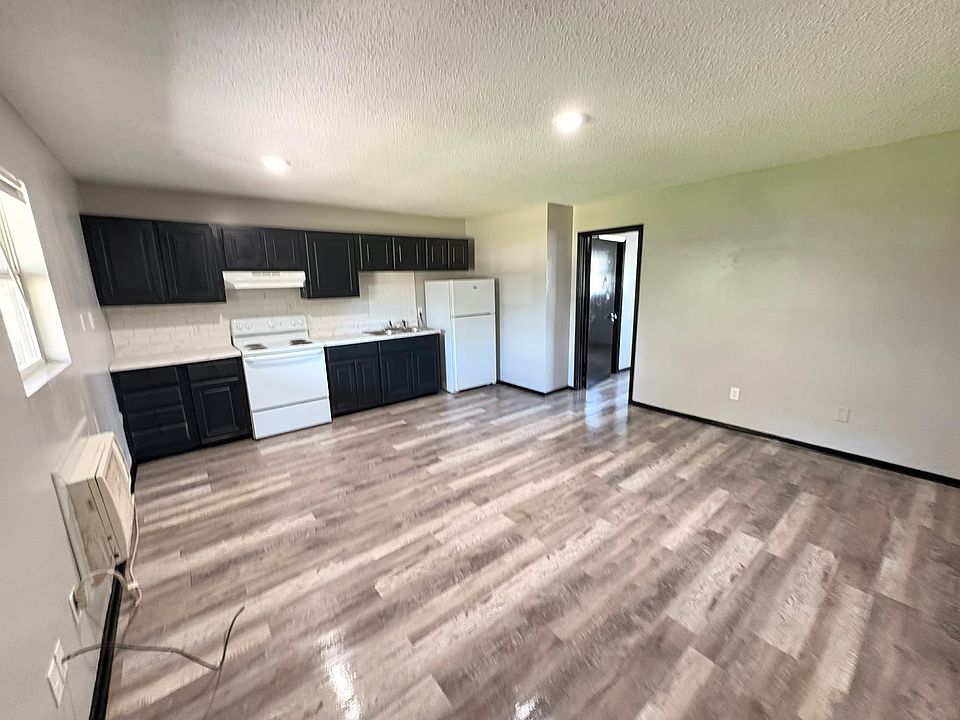 1st image of 2120 W 30th Ave #8