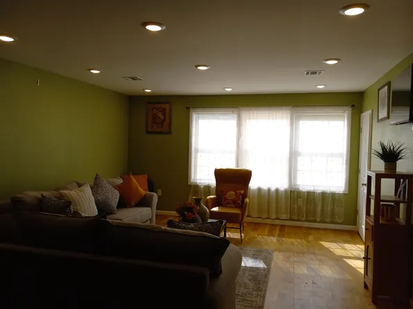 9 S 12th St #2, Newark, NJ 07107