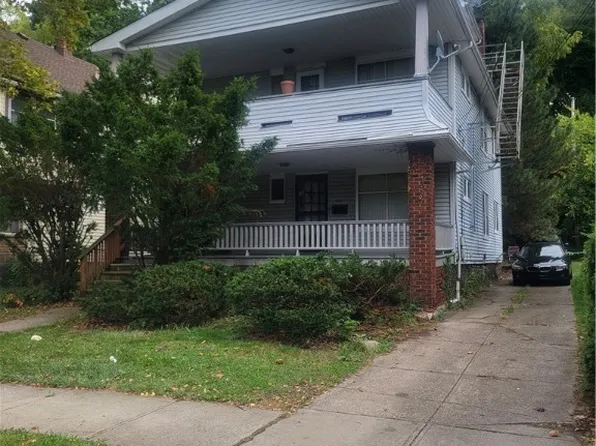 16902 Endora Rd, Cleveland, OH 44112