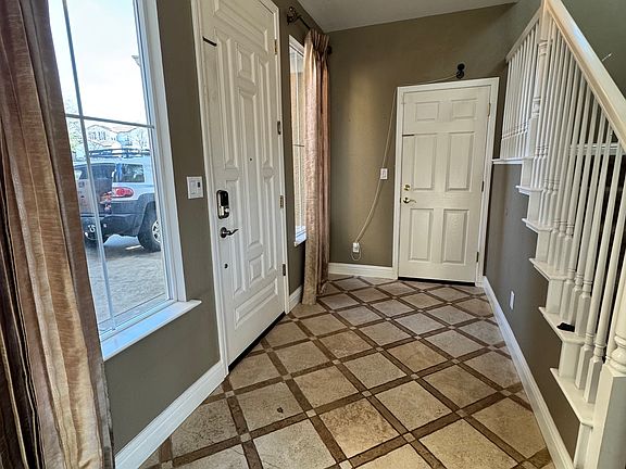 4th image of 601 Barranca Ct