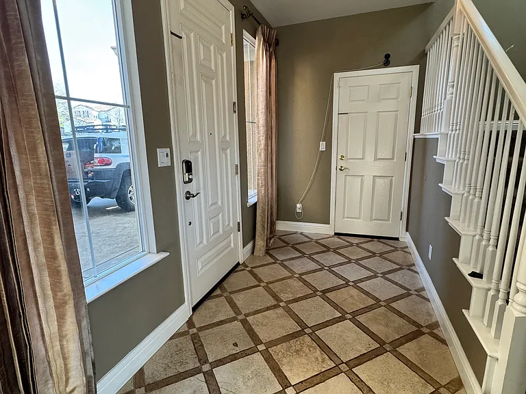 601 Barranca Ct — Photo 4