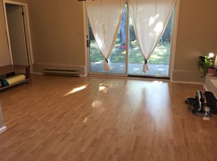 46 Rosewood Rd, Edison, NJ 08817