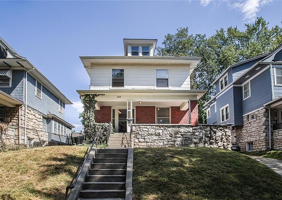 1st image of 133 S Cypress Ave