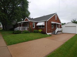 2954 White St, Dubuque, IA 52001