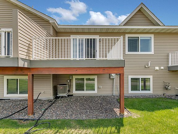2nd image of 8587 Gateway Cir