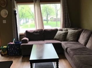 8010 Wicker Park Dr, Highland, IN 46322