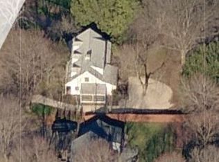 98 Glenbrook Dr, Cheshire, CT 06410