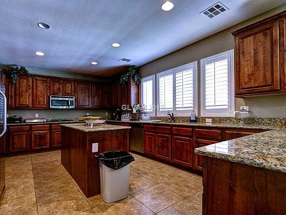 5th image of 5516 Latrobe Bluff St