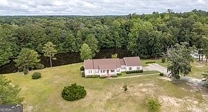 1st image of 611 Moncrief Rd