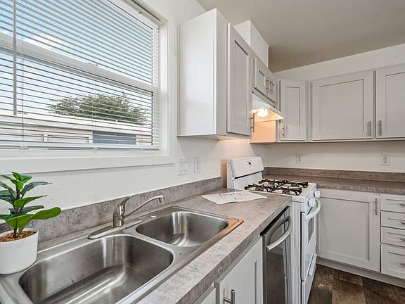 5th image of 5505 N Shannon Rd #188