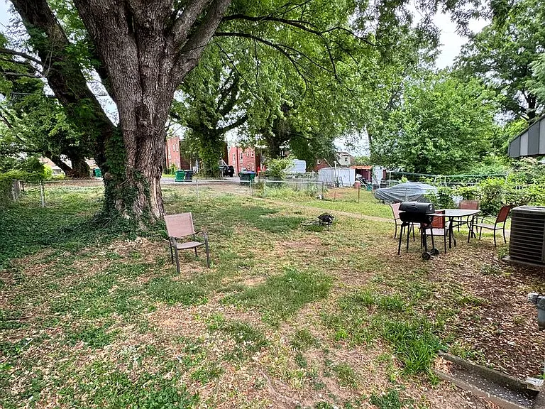 1732 Winder St — Photo 16