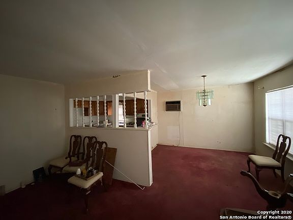 5th image of 154 Peabody Ave