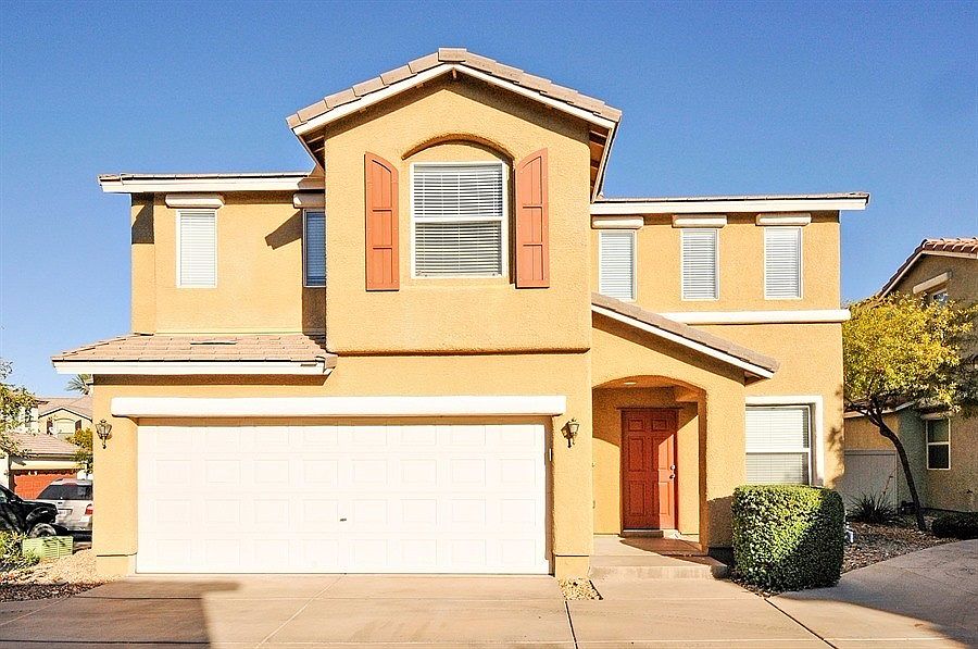 1st image of 8233 Wildwood Glen Dr