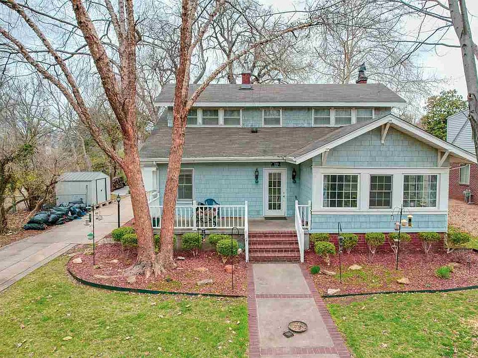 1st image of 130 Elmwood Aveponca