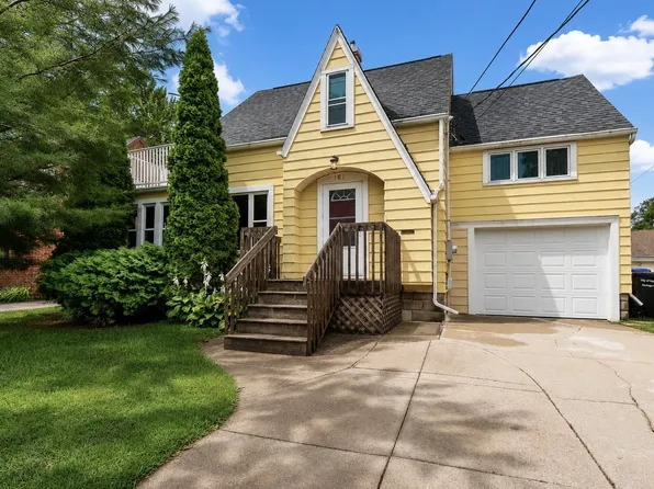 1621 N Division St, Appleton, WI 54911