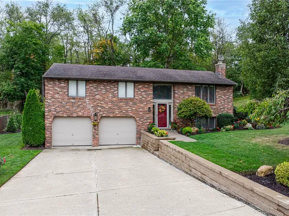 46 Windcrest Dr, Cecil, PA 15321