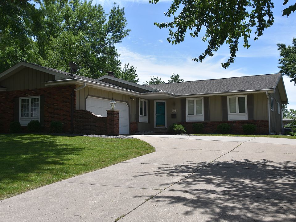 1st image of 3316 W Capitol Dr