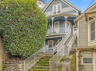 2069 SW Park Ave, Portland, OR