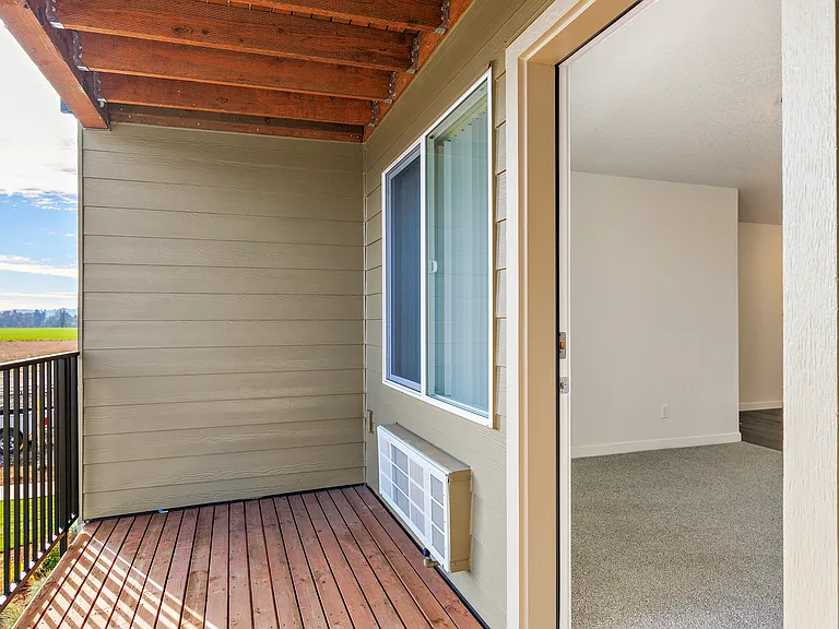 Norton Landing Apartments — Photo 41