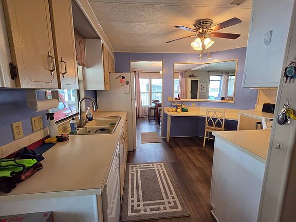 5th image of 1510 Ariana St #392