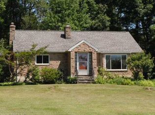 466 Country Club Rd, Avon, CT 06001