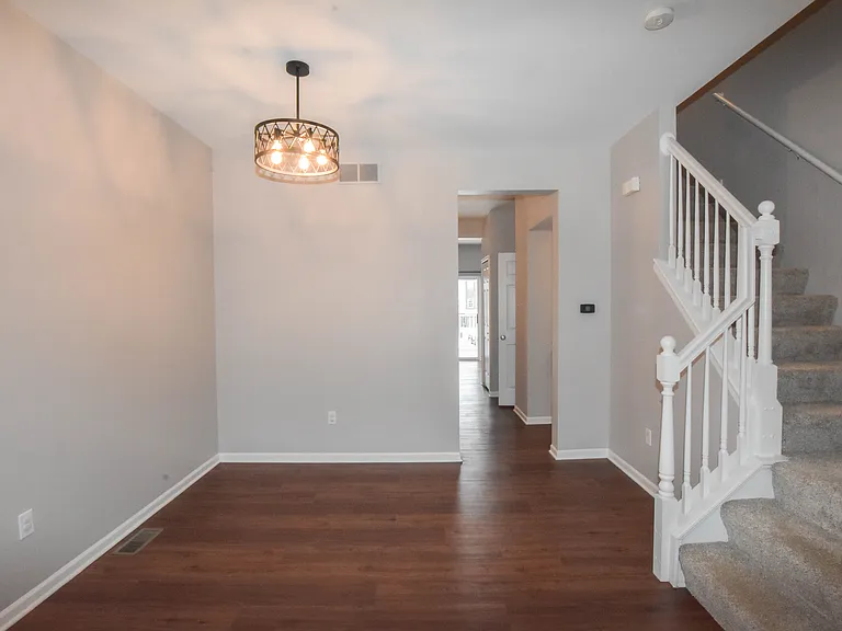 2210 Knotty Pine Trl — Photo 11
