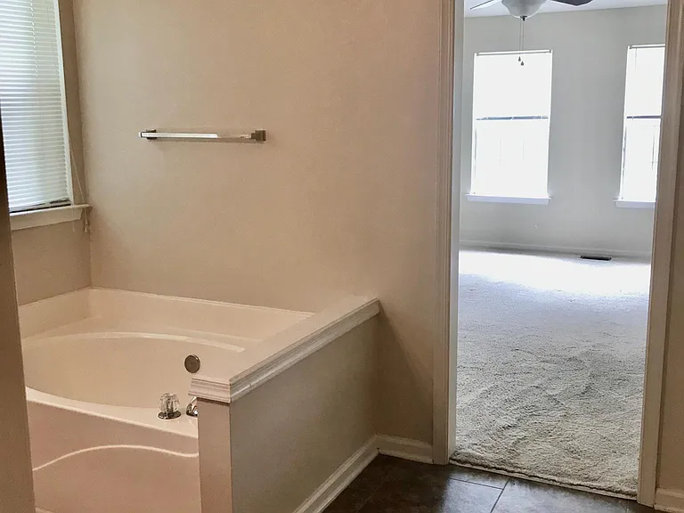 6412 Olde Bullocks Cir — Photo 30