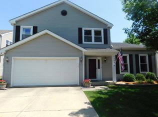 1209 Devonshire Rd, Buffalo Grove, IL 60089