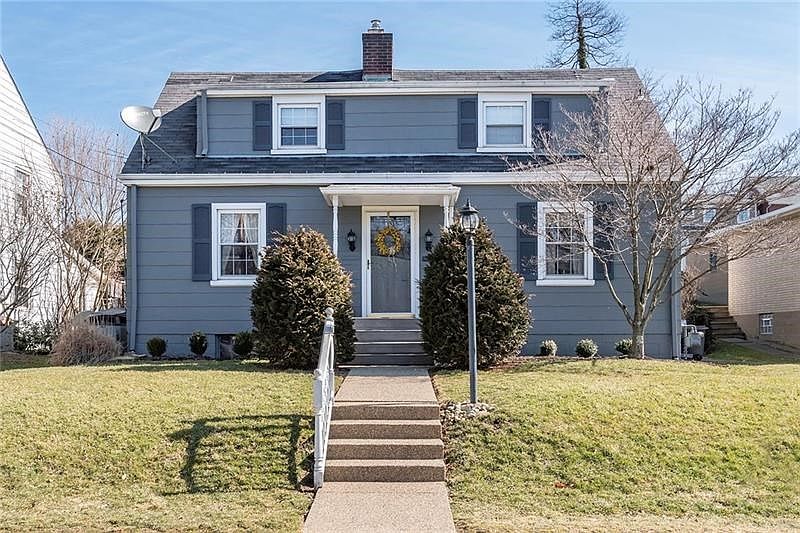 Charming Cape Cod Repainted in 2017 Minutes to Shopping, Restaurants and Downtown PGH