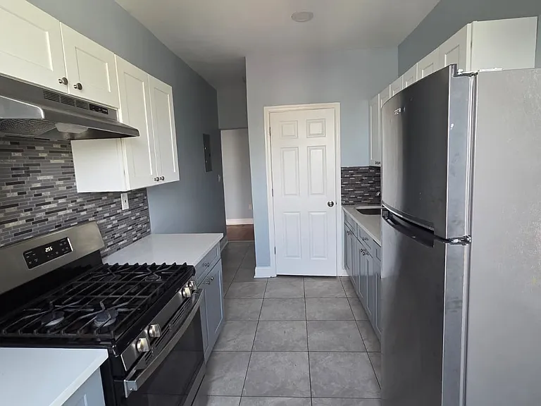 6 N 21st St #46 — Photo 2