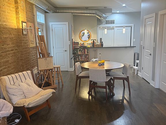 5th image of 1123 W Grand Ave APT 3R