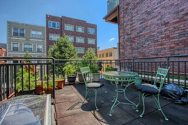 Rented by Douglas Elliman | media 29