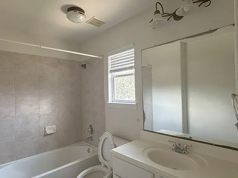 19538 Piney Lake Dr — Photo 28