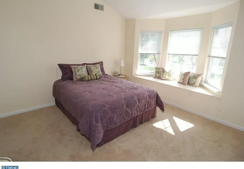 Thumbnail 16